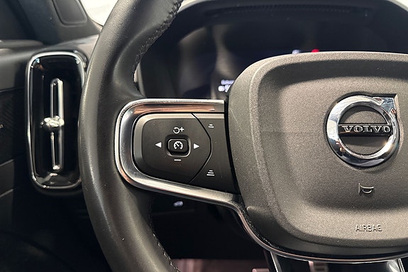 Volvo XC40 19 of 22