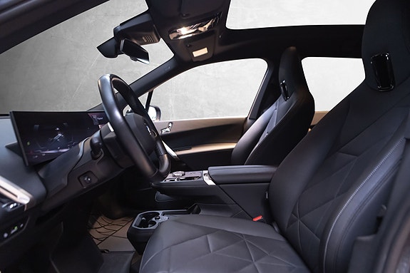 BMW iX 25 of 30