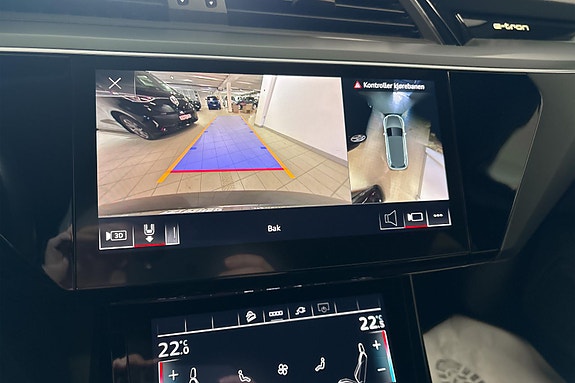 Audi e-tron 16 of 20