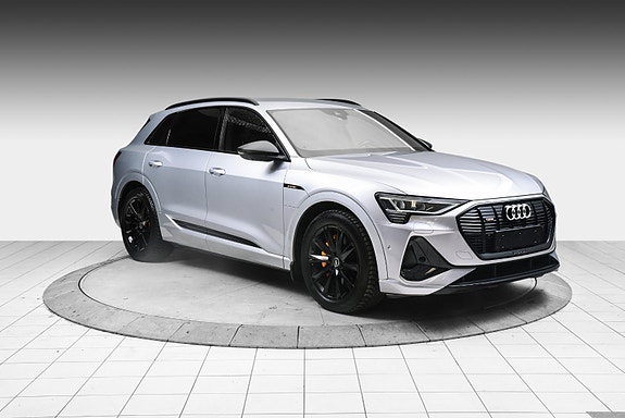 Audi e-tron 6 of 23