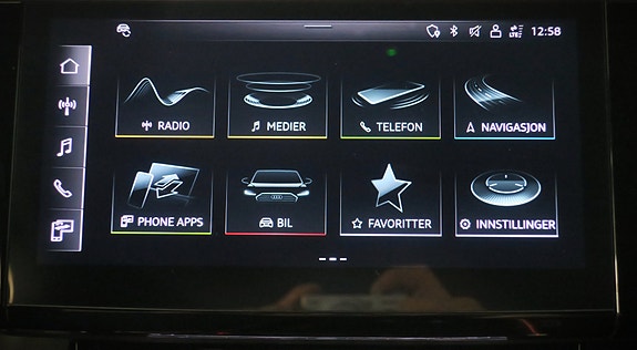 Audi e-tron 15 of 24