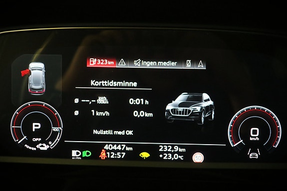 Audi e-tron 13 of 24