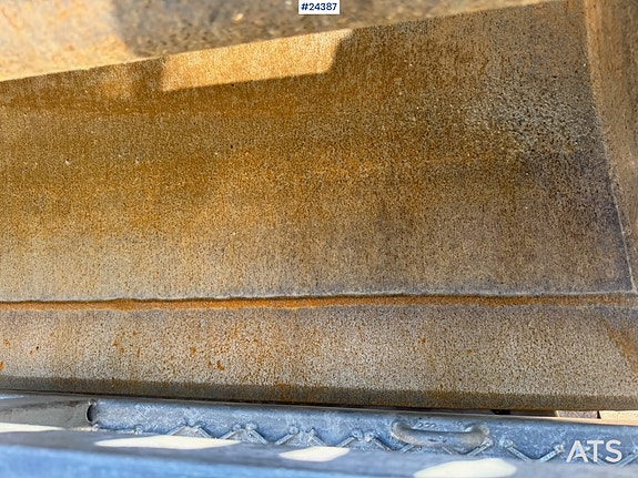 Airman AX19-7 Minigraver m/ 2 skuffer og 2021 BK Maskinhenger. 11 of 21