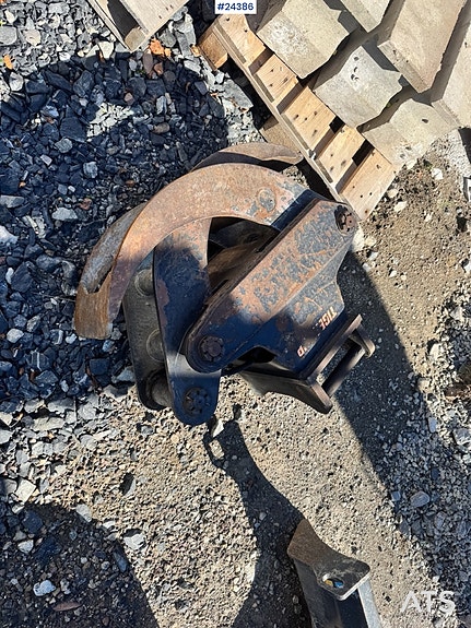 Airman AX55U-6A Minigraver m/ Rototilt, 3 skuffer, Ripper, Pigghammer og Klype. 24 of 28