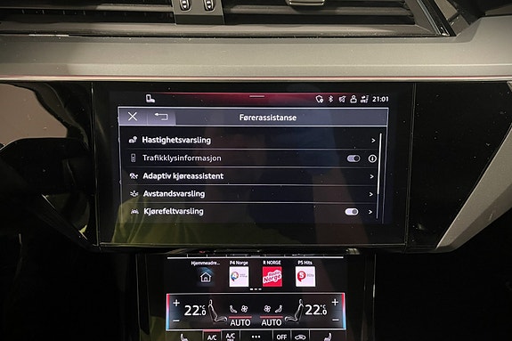 Audi e-tron 19 of 25