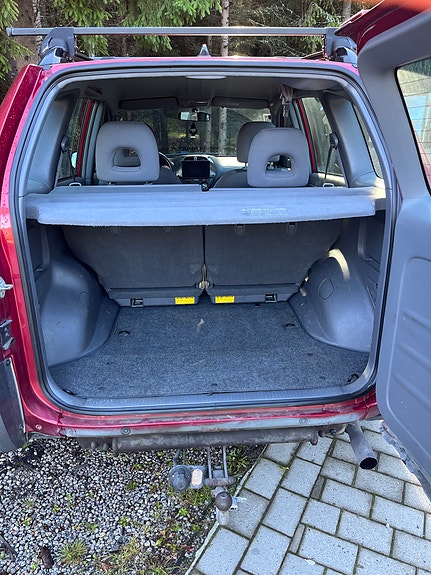 Toyota RAV4 24 of 30