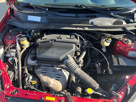 Toyota RAV4 17 of 30