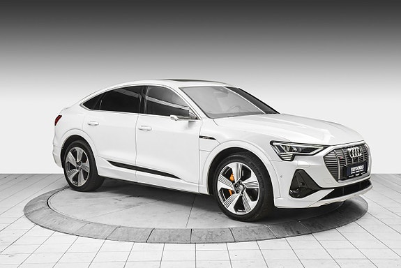Audi e-tron Sportback 2 of 29