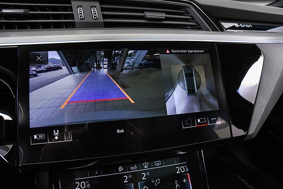 Audi e-tron Sportback 19 of 29