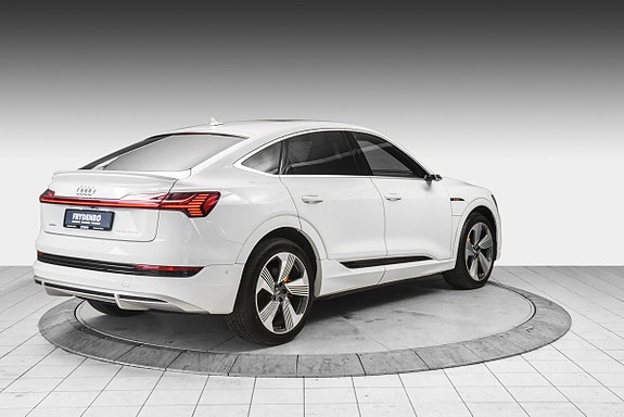 Audi e-tron Sportback 6 of 29