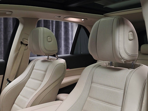 Mercedes-Benz GLE350 de 19 of 30