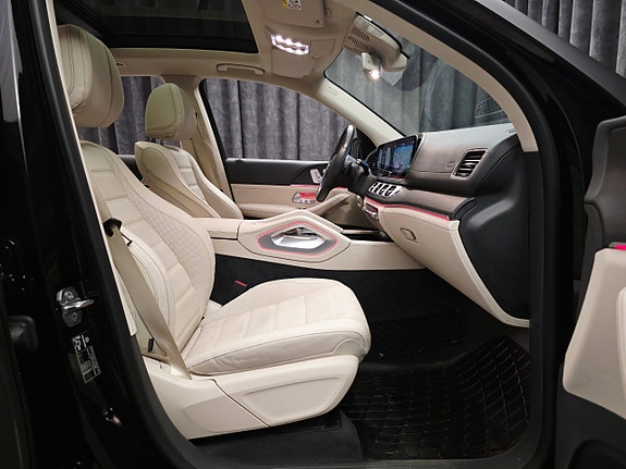 Mercedes-Benz GLE350 de 24 of 30