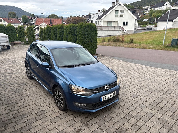 Volkswagen Polo 2 of 30