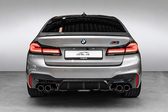 BMW M5 4 of 30