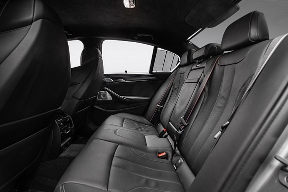 BMW M5 18 of 30