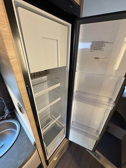 Knaus VAN TI PLUS - 650 MEG PLATINUM SELECTION SOLCELLE / ALDE / KROK / 4X4 / TV / GASSALARM ! 18 of 30