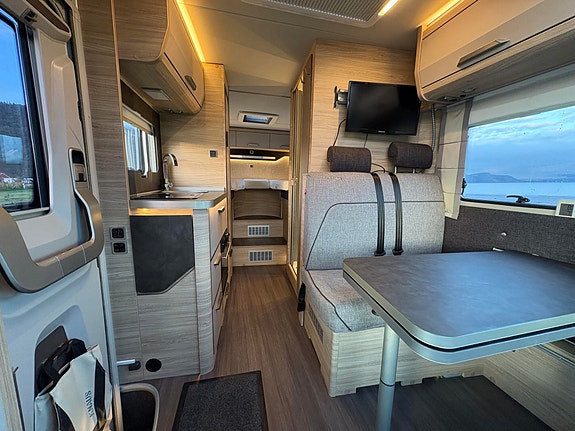Knaus VAN TI PLUS - 650 MEG PLATINUM SELECTION SOLCELLE / ALDE / KROK / 4X4 / TV / GASSALARM ! 12 of 30
