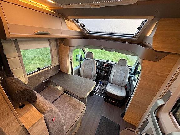 Knaus VAN TI PLUS - 650 MEG PLATINUM SELECTION SOLCELLE / ALDE / KROK / 4X4 / TV / GASSALARM ! 10 of 30