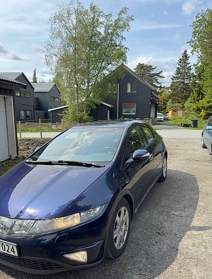 Honda Civic 3 of 28