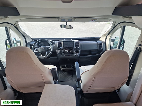 Challenger X150 OPEN EDITION Fiat Ducato 140 hk 2,2L manuell 9 of 24