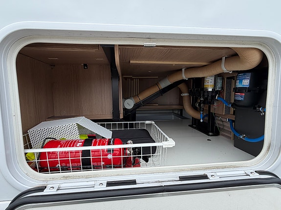 Malibu I 440 QB | Solcelle | Lithium | Hengerfeste 6 of 20