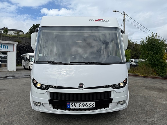 Malibu I 440 QB | Solcelle | Lithium | Hengerfeste 2 of 20