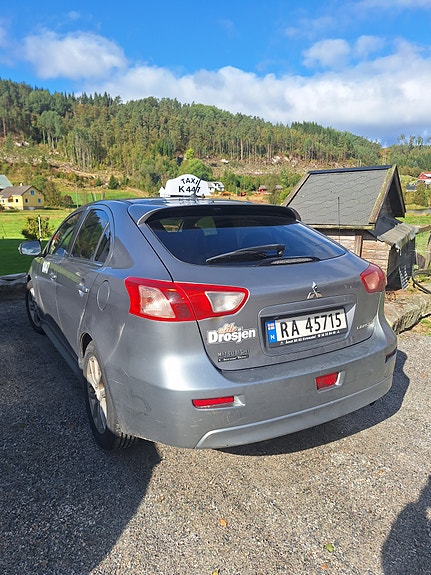 Mitsubishi Lancer 4 of 11