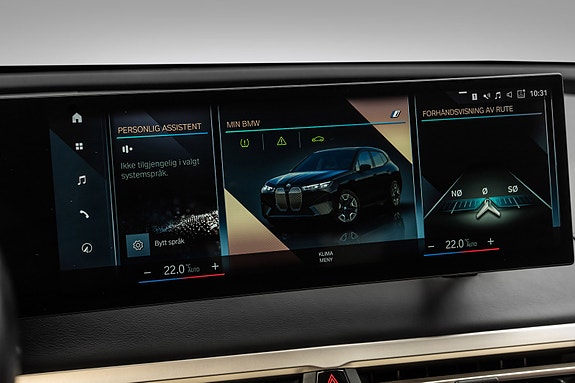 BMW iX 25 of 30