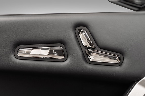 BMW iX 15 of 30