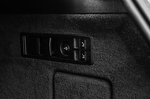 BMW iX 30 of 30