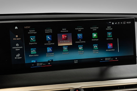 BMW iX 27 of 30