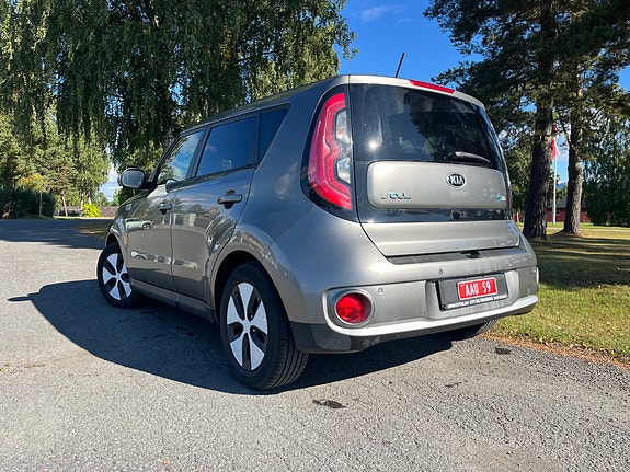 Kia Soul 4 of 12