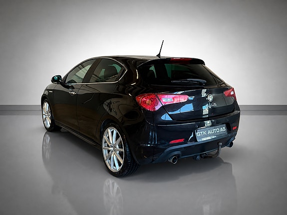 Alfa Romeo Giulietta 8 of 30