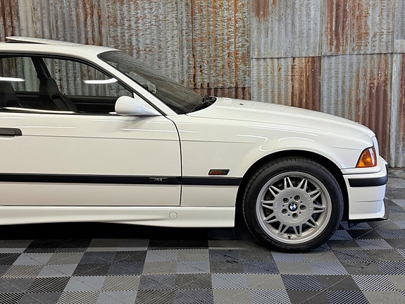 BMW M3 3 of 30