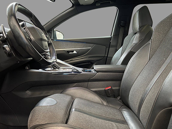 Peugeot 5008 14 of 30