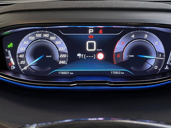Peugeot 5008 26 of 30