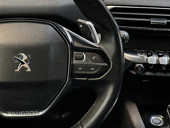 Peugeot 5008 24 of 30