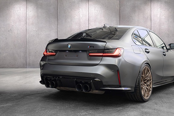 BMW M3 8 of 30