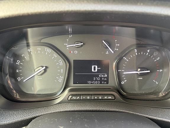 Toyota Proace 7 of 17
