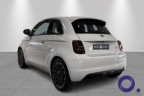 Fiat 500e 3 of 26