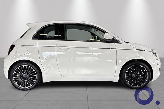 Fiat 500e 7 of 26