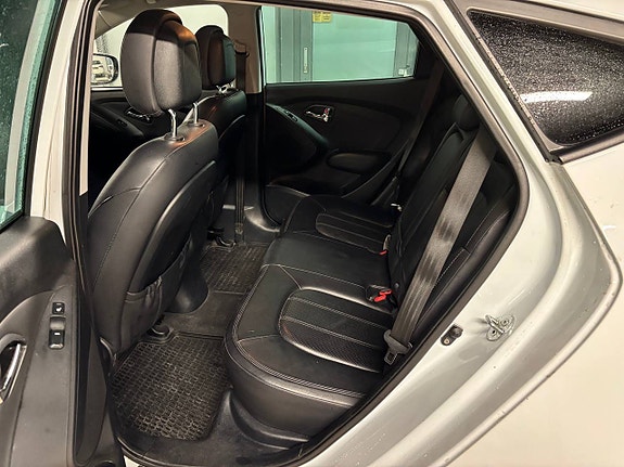 Hyundai ix35 10 of 30