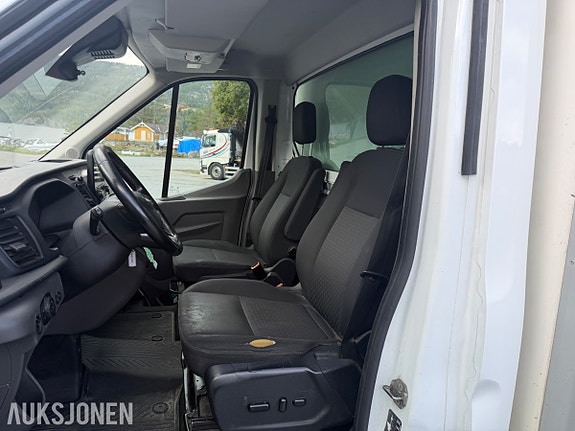 Ford Transit 17 of 30