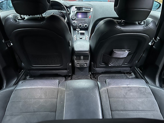 Citroen DS5 8 of 9