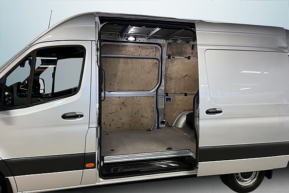 Mercedes-Benz Sprinter 317 7 of 22