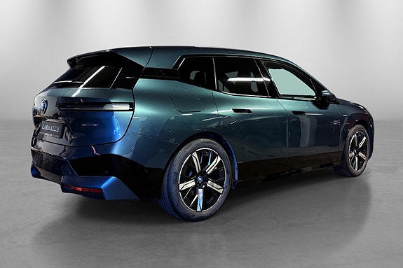 BMW iX 6 of 30