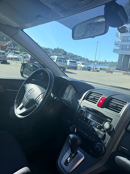 Honda CR-V 9 of 27