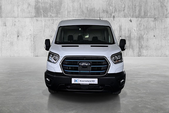 Ford Transit 8 of 25