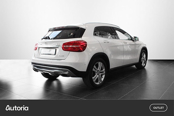 Mercedes-Benz GLA200 d 22 of 27