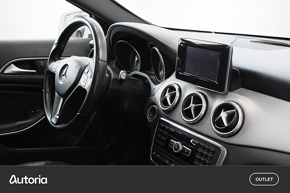 Mercedes-Benz GLA200 d 21 of 27
